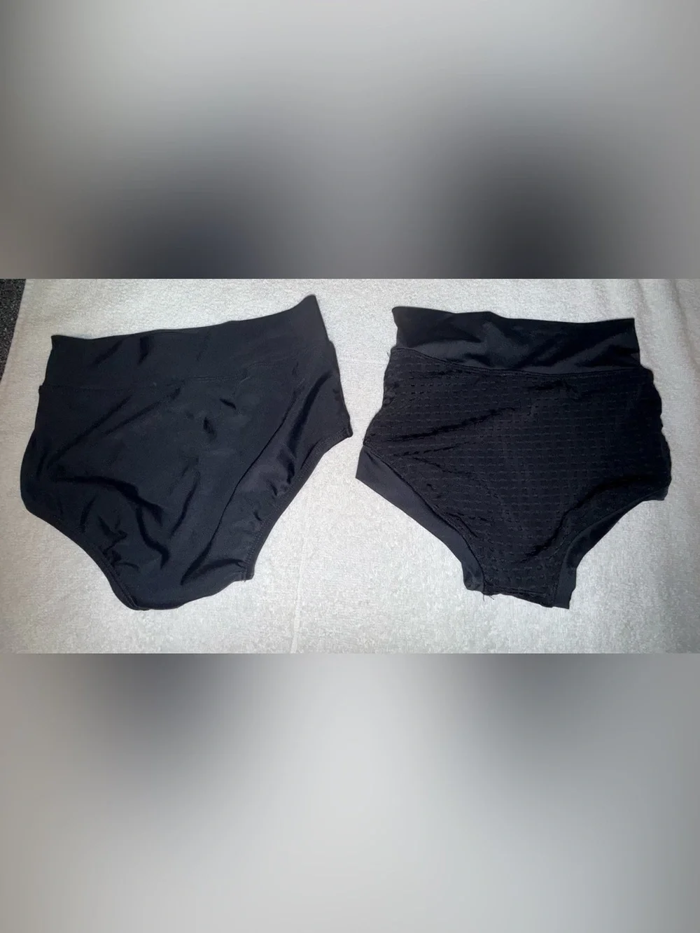 Kandi Kouture lot of 2 Black Bottoms Black Size CL (7/8)